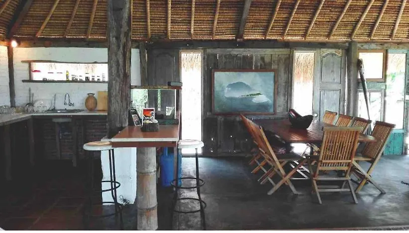Vertical House Bali Uluwatu 0*,