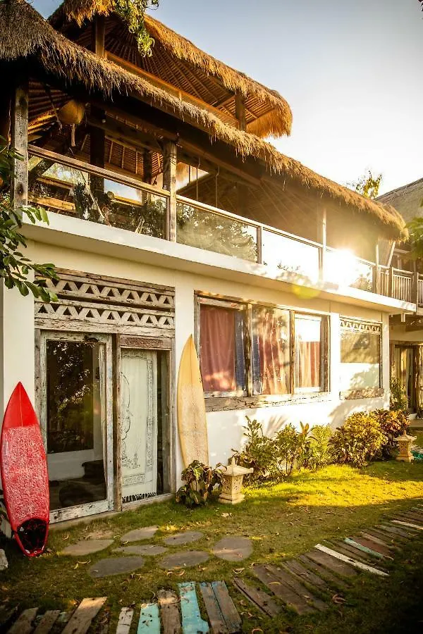 Alojamento de Turismo Selvagem Vertical House Bali Uluwatu